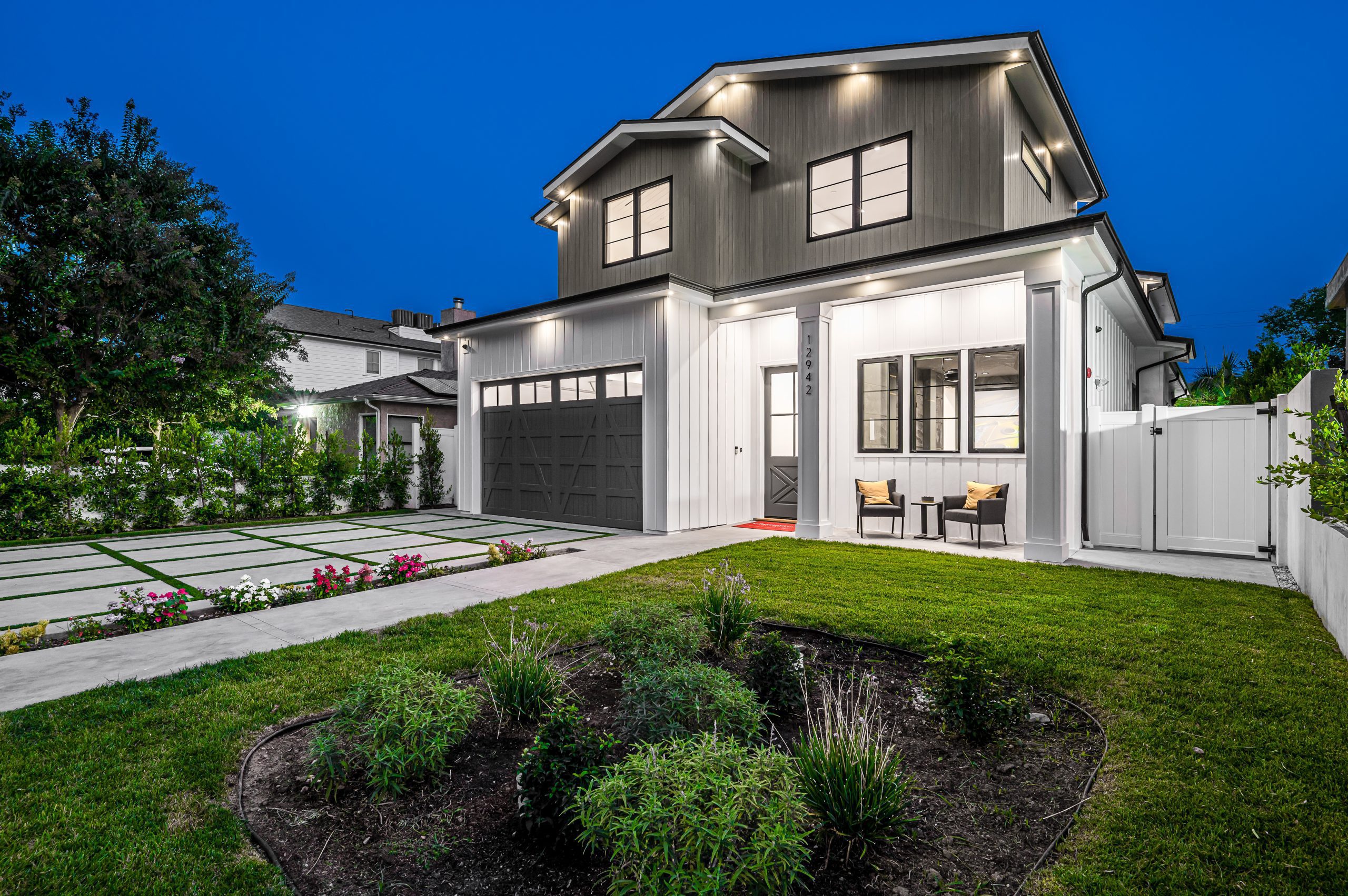 Front exterior of a modern Davenport FL home where cockroach problems can develop